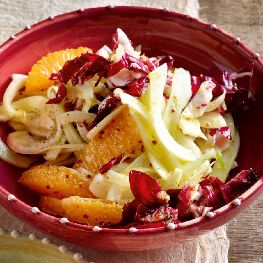 Radicchio-Fenchel-Salat mit Orangen Rezept | Küchengötter Radicchio-Fenchel-Salat mit Orangen Rezept | Küchengötter