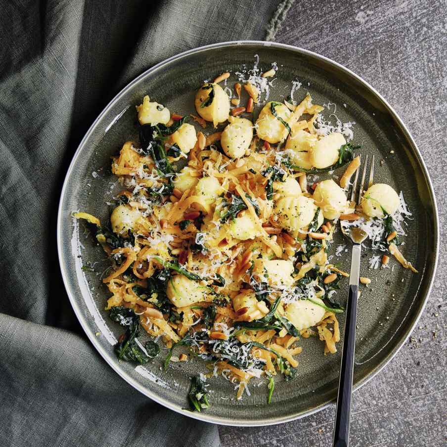 Kartoffelgnocchi mit Kürbis und Spinat Rezept | Küchengötter