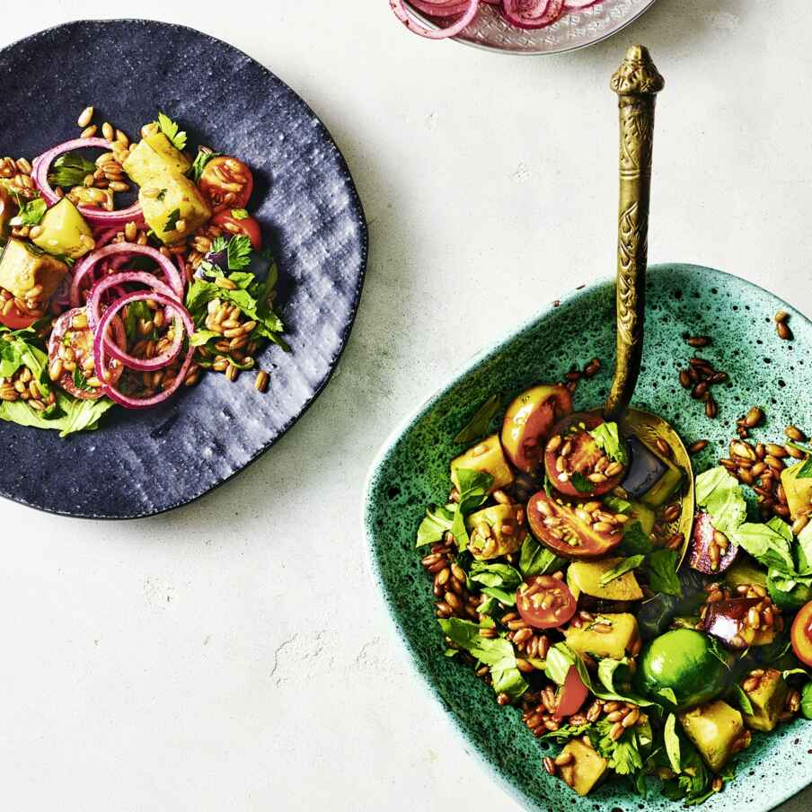 Dinkelsalat mit SumachZwiebeln Rezept Küchengötter