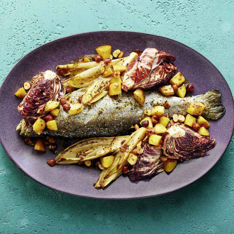 Forelle mit Grillsalat Rezept | Küchengötter Forelle mit Grillsalat Rezept | Küchengötter