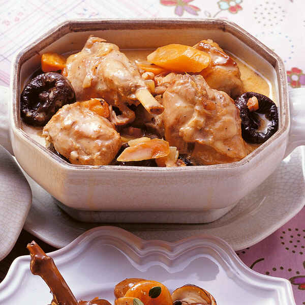 Kaninchen mit Backpflaumen Rezept | Küchengötter Kaninchen mit Backpflaumen Rezept | Küchengötter