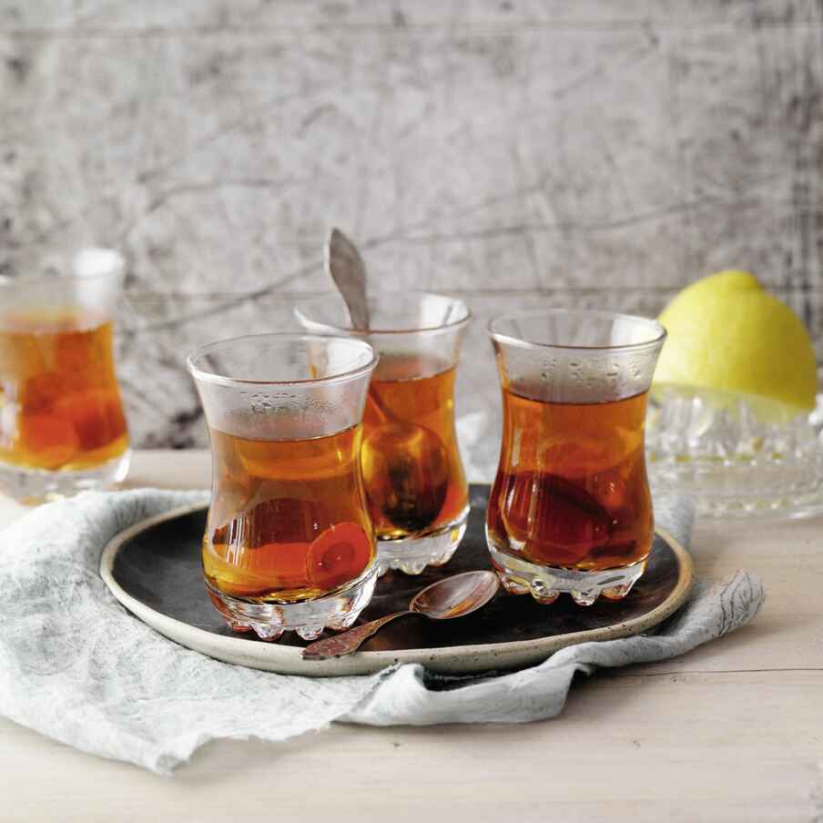 Kurkumatee mit Ingwer und Zitrone Rezept | Küchengötter Kurkumatee mit Ingwer und Zitrone Rezept | Küchengötter