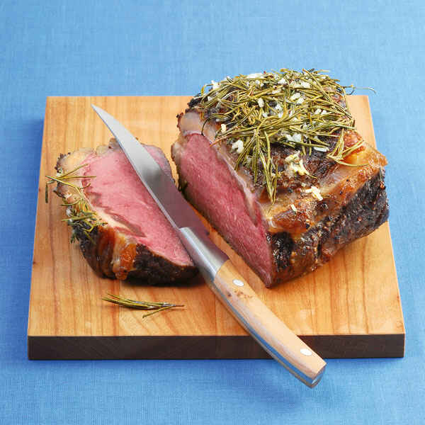 Roastbeef mit Kräuter-Salz-Kruste Rezept | Küchengötter Roastbeef mit Kräuter-Salz-Kruste Rezept | Küchengötter