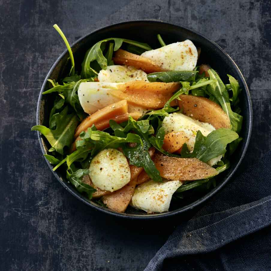 Salat Mit Rucola Melone Und Mozzarella Rezept K cheng tter salat-mit-rucola-melone-und-mozzarella-rezept-k-cheng-tter