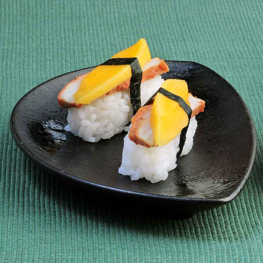 Nigiri-Sushi mit Tandoori-Huhn Rezept | Küchengötter