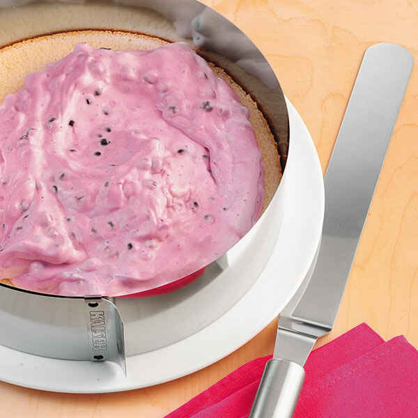 Heidelbeer-Sahne-Schnitten Rezept | Küchengötter Heidelbeer-Sahne-Schnitten Rezept | Küchengötter