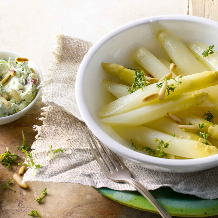 Spargel mit Schinkencreme Rezept | Küchengötter