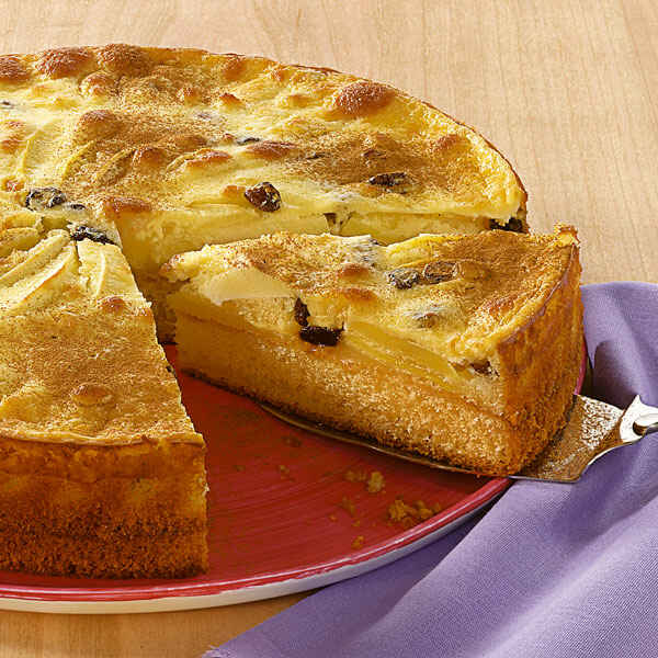 Apfelrahmkuchen mit Rosinen Rezept | Küchengötter