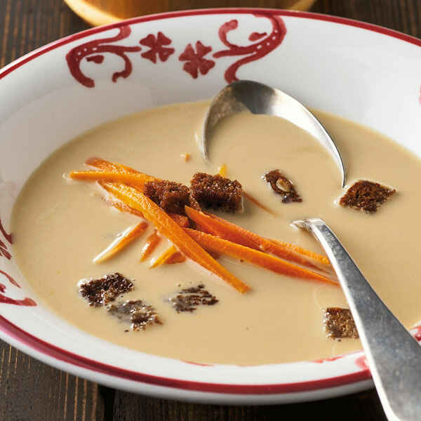 Mostsuppe mit Schwarzbrot-Zimtcroûtons Rezept | Küchengötter Mostsuppe mit Schwarzbrot-Zimtcroûtons Rezept | Küchengötter