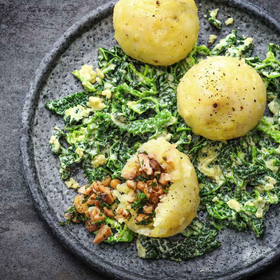 Gefüllte Kartoffelklöße Rezept | Küchengötter Gefüllte Kartoffelklöße Rezept | Küchengötter