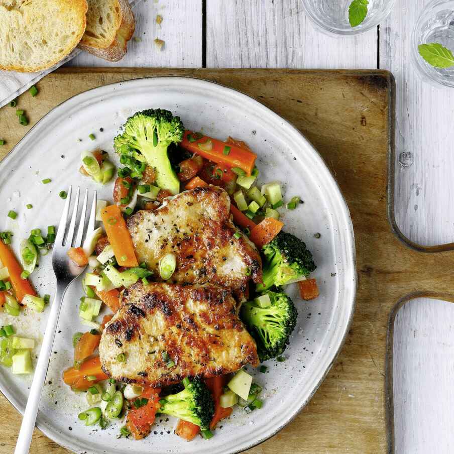 Schnitzelchen mit Gartengemüse Rezept | Küchengötter