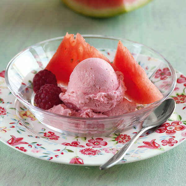 Buttermilch-Melonen-Eis Rezept | Küchengötter Buttermilch-Melonen-Eis Rezept | Küchengötter