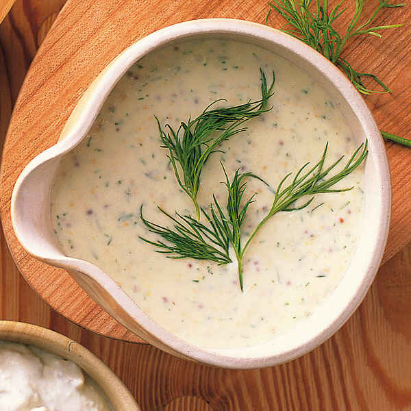Sahnedressing mit Senf und Dill Rezept | Küchengötter Sahnedressing mit Senf und Dill Rezept | Küchengötter