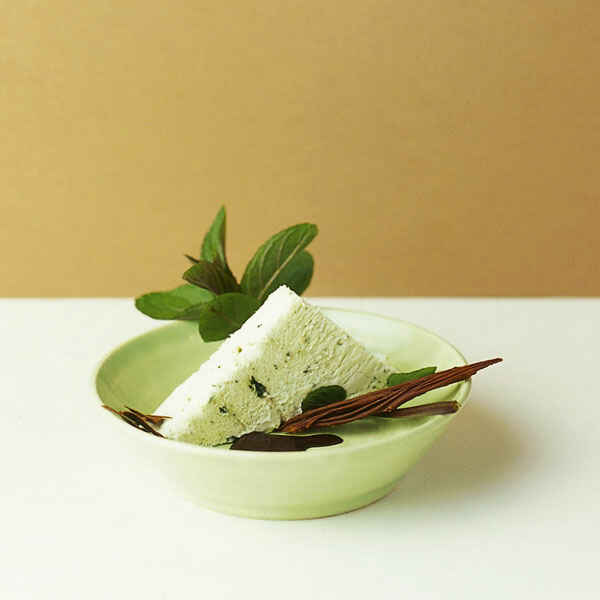 Pfefferminz-Eis mit Schokolade Rezept | Küchengötter Pfefferminz-Eis mit Schokolade Rezept | Küchengötter