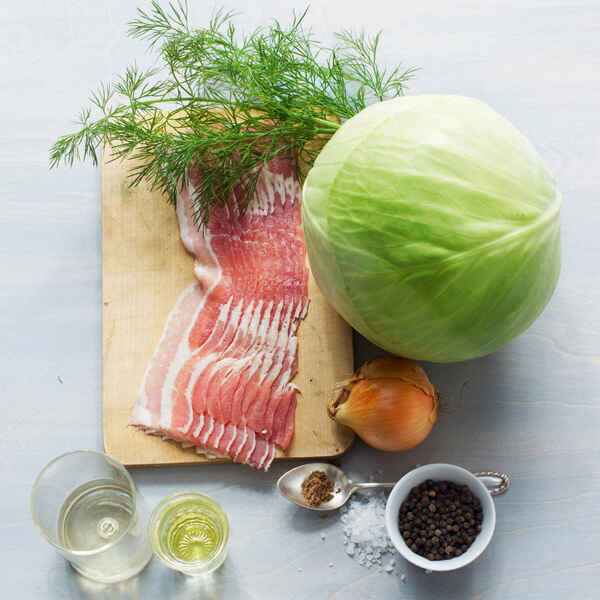 Krautsalat mit geräuchertem Speck Rezept | Küchengötter Krautsalat mit geräuchertem Speck Rezept | Küchengötter