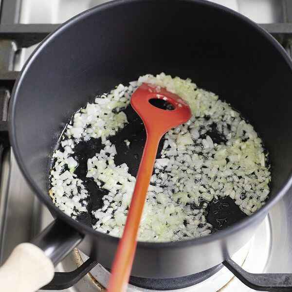 Möhren-Orangen-Suppe mit Linsen Rezept | Küchengötter Möhren-Orangen-Suppe mit Linsen Rezept | Küchengötter