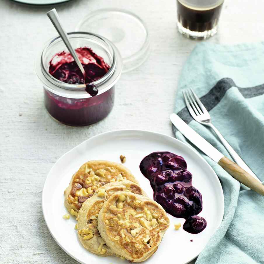 Walnuss-Bananen-Pancakes – Low Carb Rezept | Küchengötter Walnuss-Bananen-Pancakes – Low Carb Rezept | Küchengötter