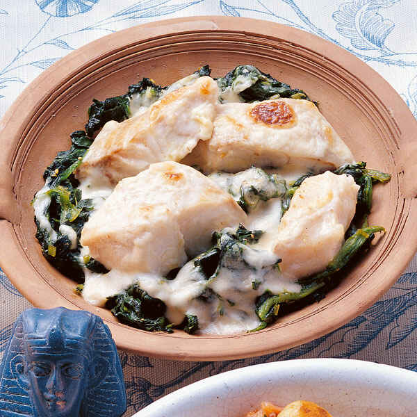 Viktoriabarsch mit Spinat Rezept | Küchengötter Viktoriabarsch mit Spinat Rezept | Küchengötter