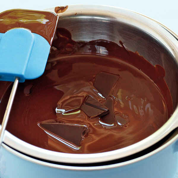 Schnelle Mousse au chocolat mit Kiwi Rezept | Küchengötter