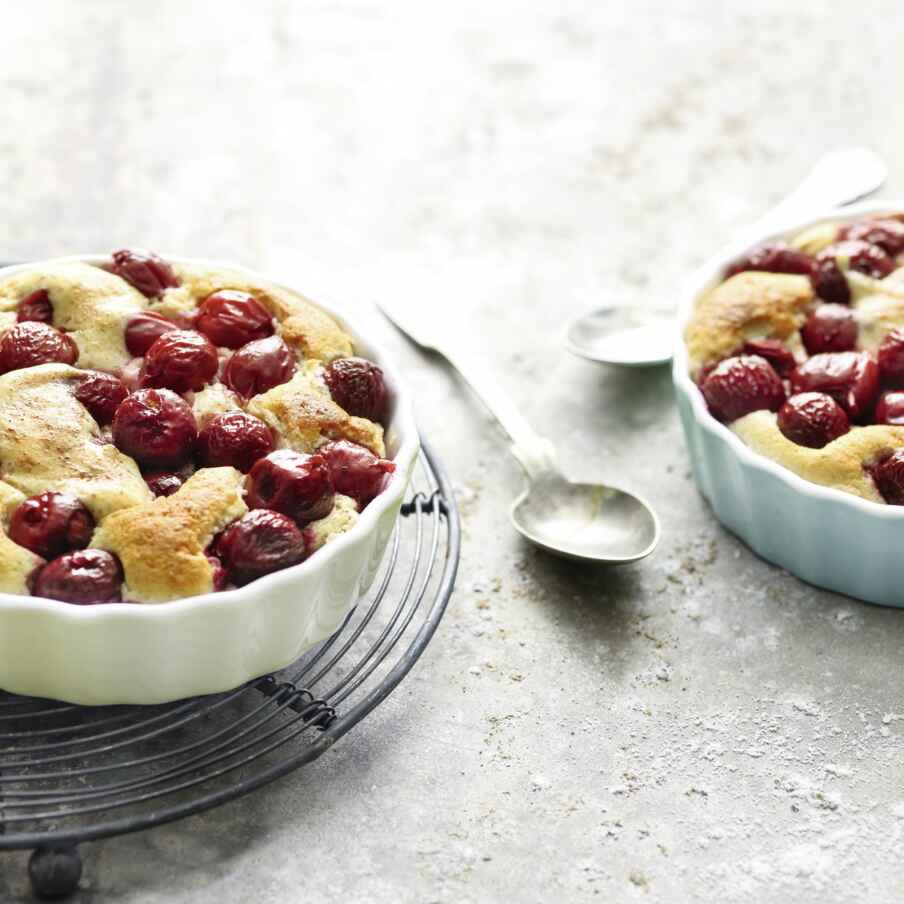 5-Minuten-Clafoutis mit Kirschen Rezept | Küchengötter