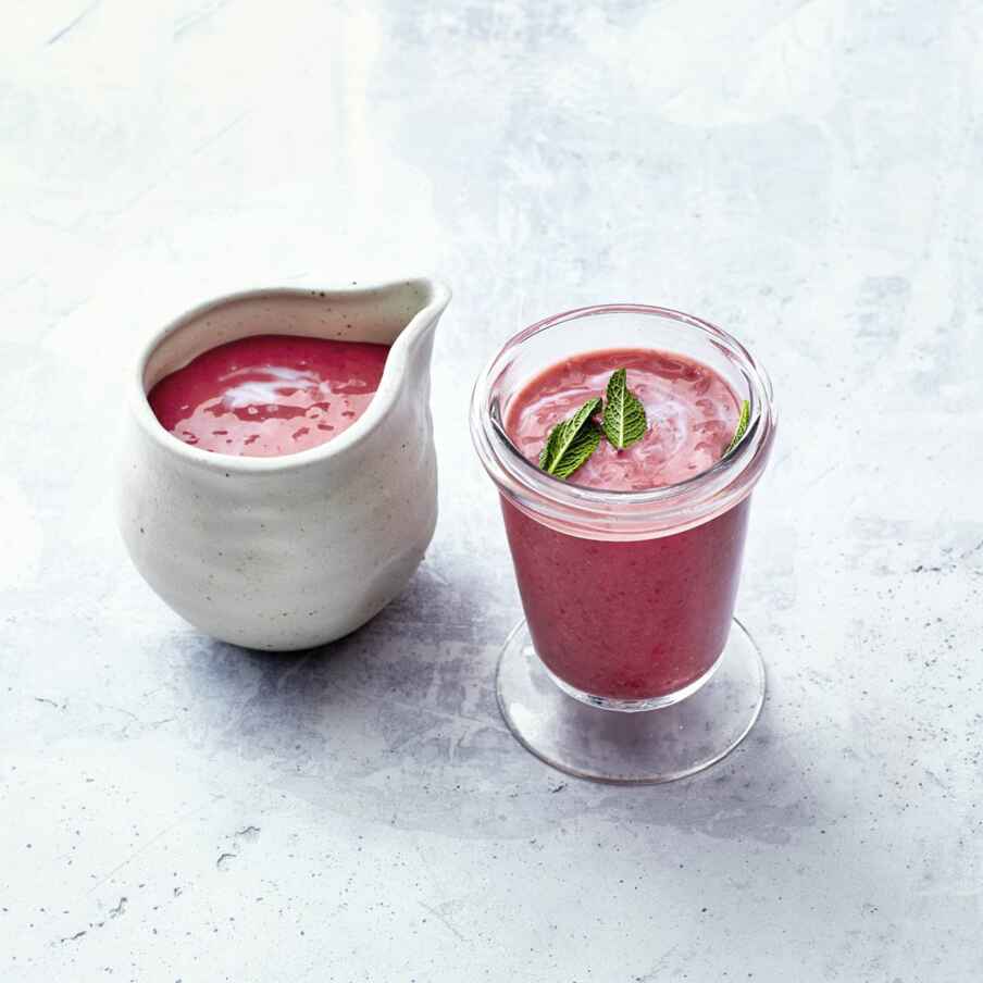 Beeriger Avocado-Smoothie Rezept | Küchengötter Beeriger Avocado-Smoothie Rezept | Küchengötter