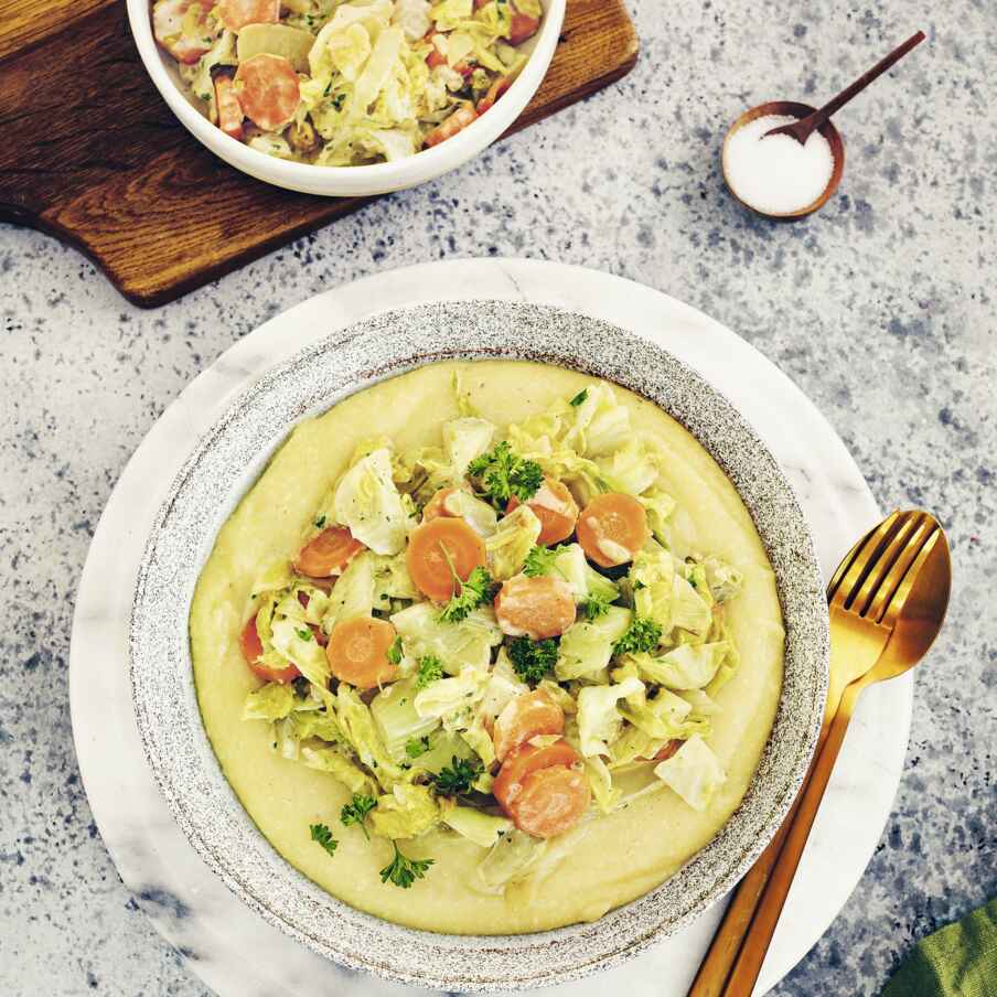 Veganer Kartoffelbrei mit Kohlgemüse Rezept | Küchengötter