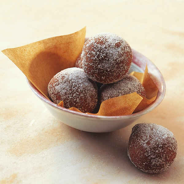 Nusskugeln Rezept | Küchengötter Nusskugeln Rezept | Küchengötter