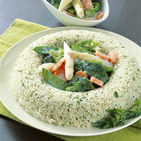 Reisring mit Rahmgemüse Rezept | Küchengötter Reisring mit Rahmgemüse Rezept | Küchengötter