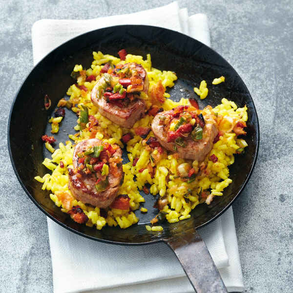 Schweinemedaillons im Reisbett Rezept | Küchengötter Schweinemedaillons im Reisbett Rezept | Küchengötter