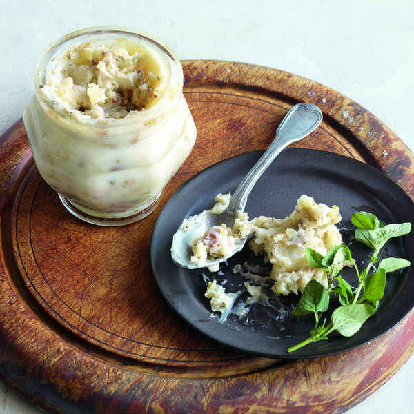 Gänseschmalz mit Äpfeln und Zwiebeln Rezept | Küchengötter Gänseschmalz mit Äpfeln und Zwiebeln Rezept | Küchengötter