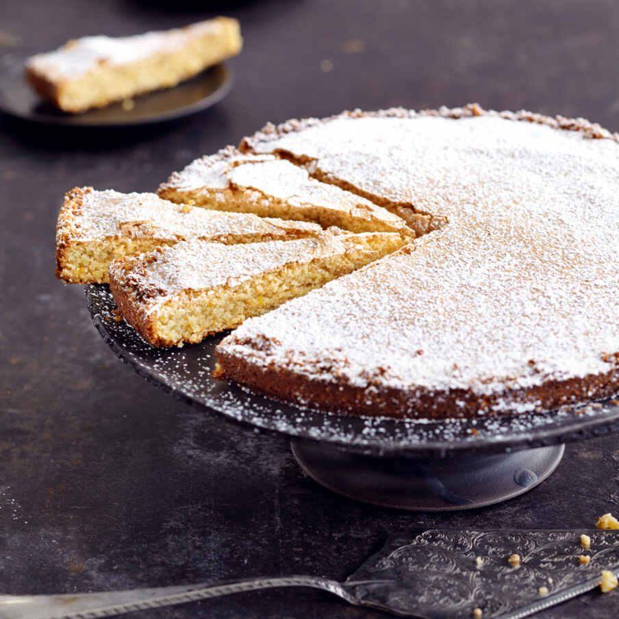 Mandelkuchen mit Orangenaroma Rezept (glutenfrei) | Küchengötter