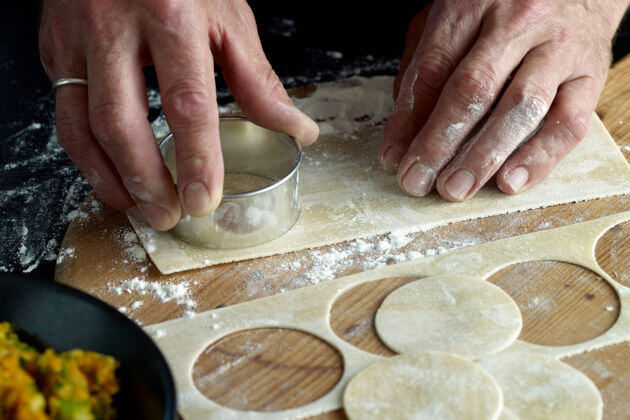 Gefüllte Nudeln: Ravioli & Tortellini selbst gemacht | Küchengötter