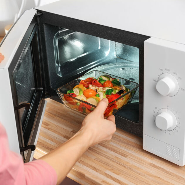 Essen aus der Mikrowelle: Ungesund oder unbedenkliche Alternative