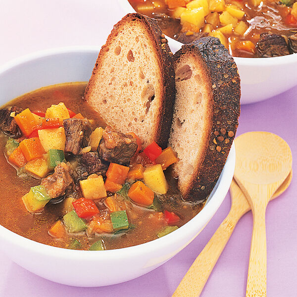 Featured image of post Steps to Prepare Gulaschsuppe Mit Brot