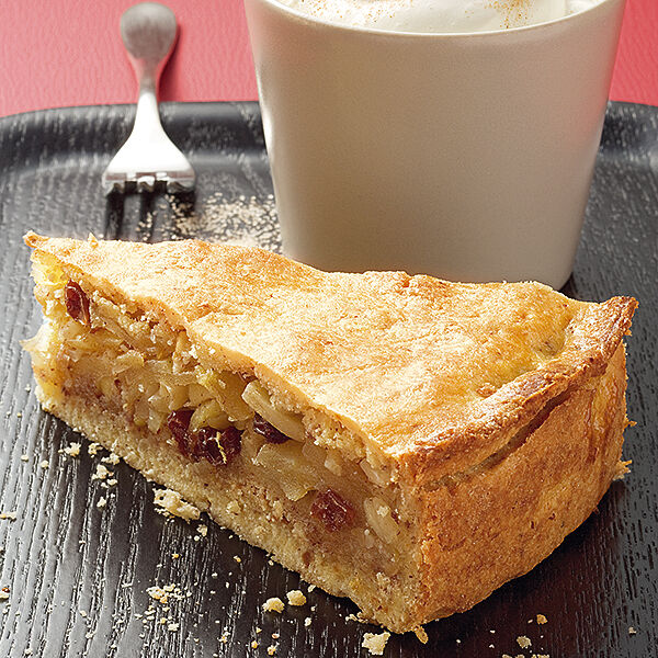 Gedeckter Apfelkuchen Mit Rosinen Rezept Kuchengotter