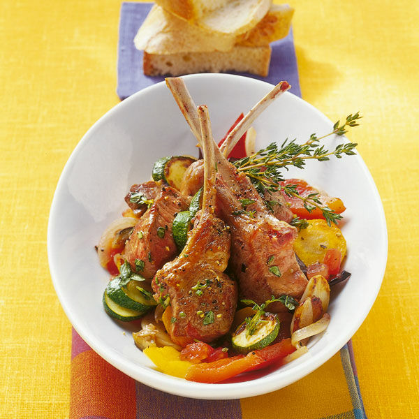 Lammkoteletts Auf Ratatouille Rezept Kuchengotter
