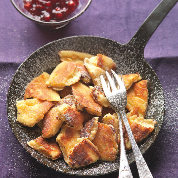 Karamellisierter Kaiserschmarren Video Mit Rezept Aus Schuhbecks Video Kochschule 321kochen Tv