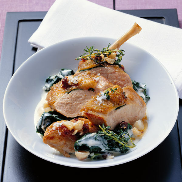 perlhuhnbrust mit spinat rosinen und macadamianussen rezept kuchengotter