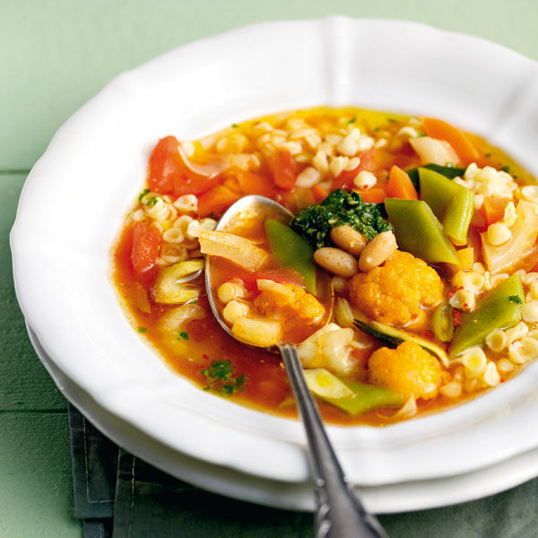 italienische minestrone mit bohnen und muschelnudeln rezept kuchengotter