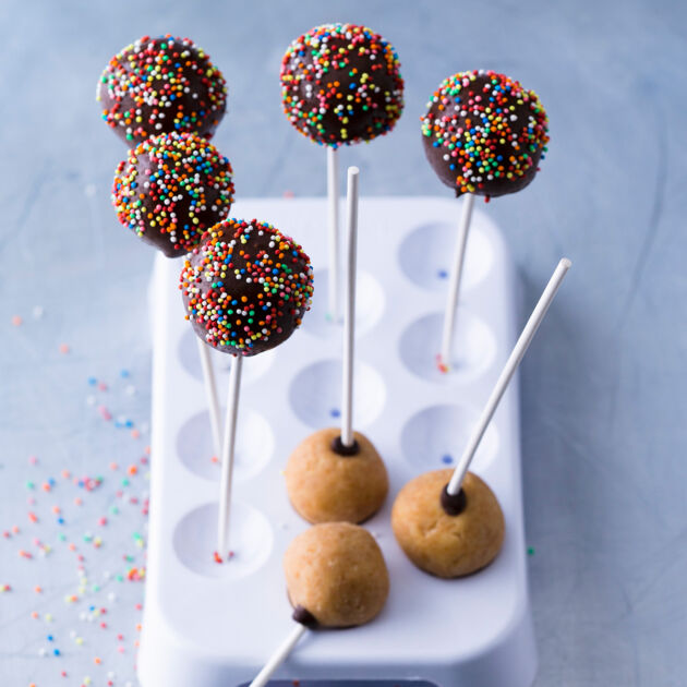 Пирожные на палочке Cake Pops