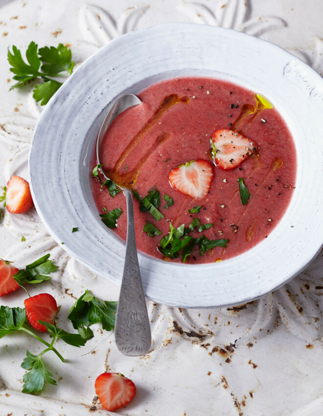 Gazpacho mit Erdbeeren Gazpacho mit Erdbeeren