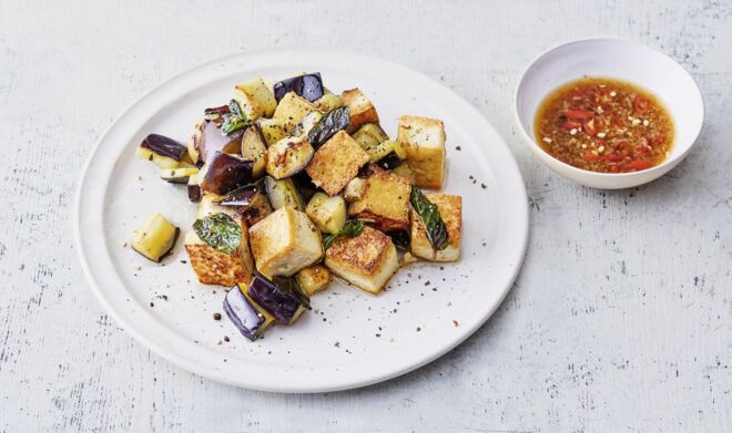 Gebratener Tofu mit Minze Gebratener Tofu mit Minze