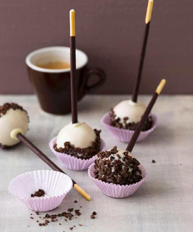 Tiramisu Cake Pops Tiramisu Cake Pops