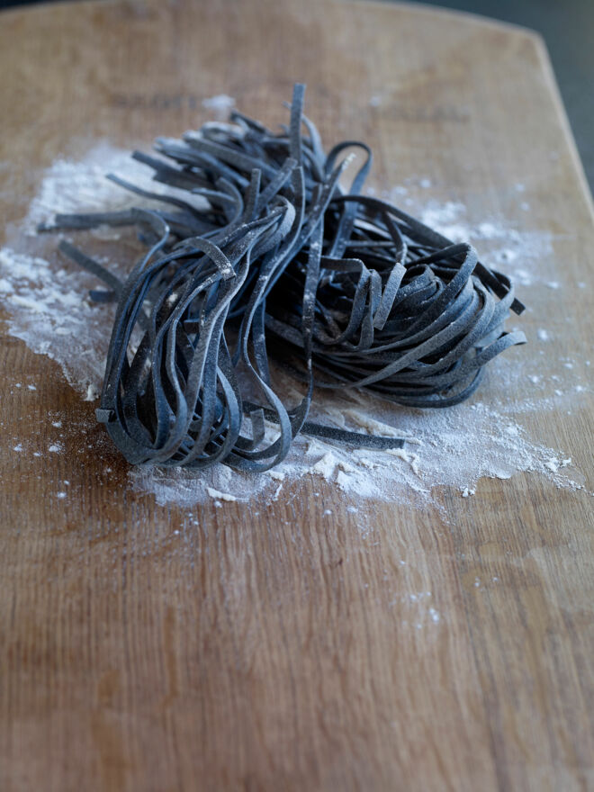 Schwarze Nudeln selber machen Rezept Schwarze Nudeln selber machen Rezept