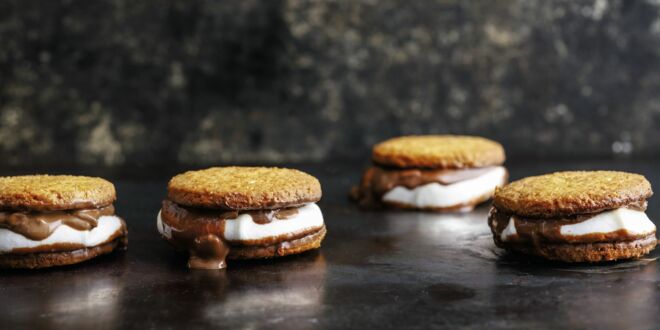 S′mores-Sandwich mit nur drei Zutaten S′mores-Sandwich mit nur drei Zutaten