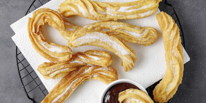 Churros mit Schokosauce