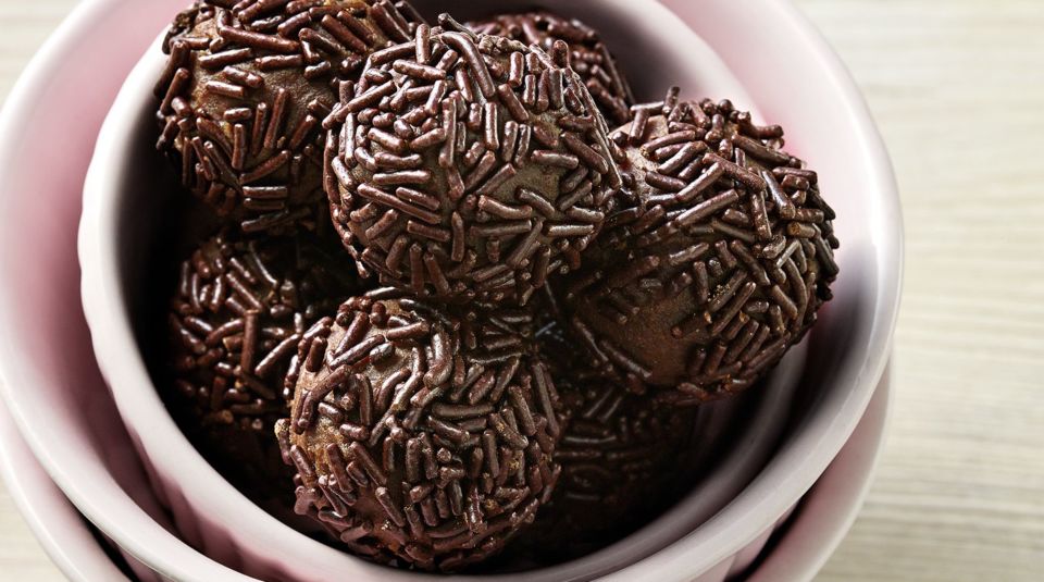 Pralinen und Konfekt selber machen | Küchengötter Pralinen und Konfekt selber machen | Küchengötter