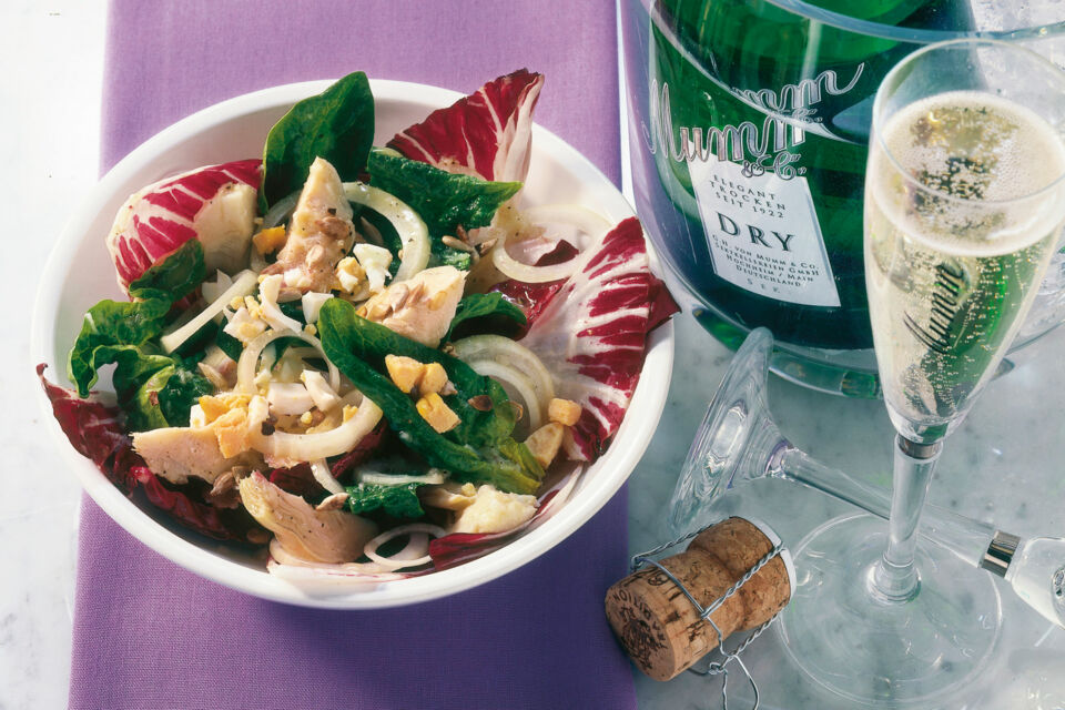 Radicchio-Spinat-Salat mit Artischocken