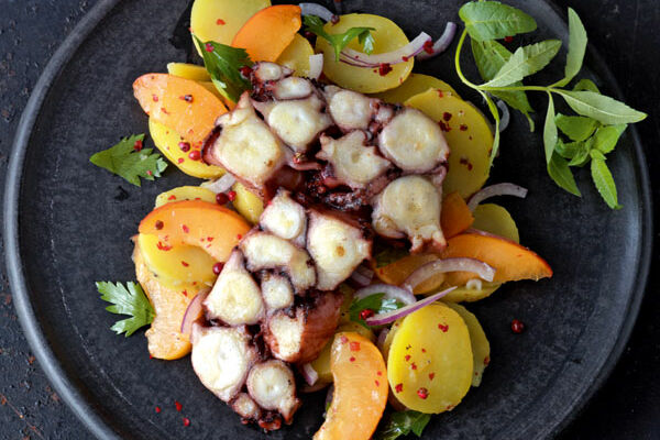 Gebratener Oktopus mit Sommerkartoffelsalat