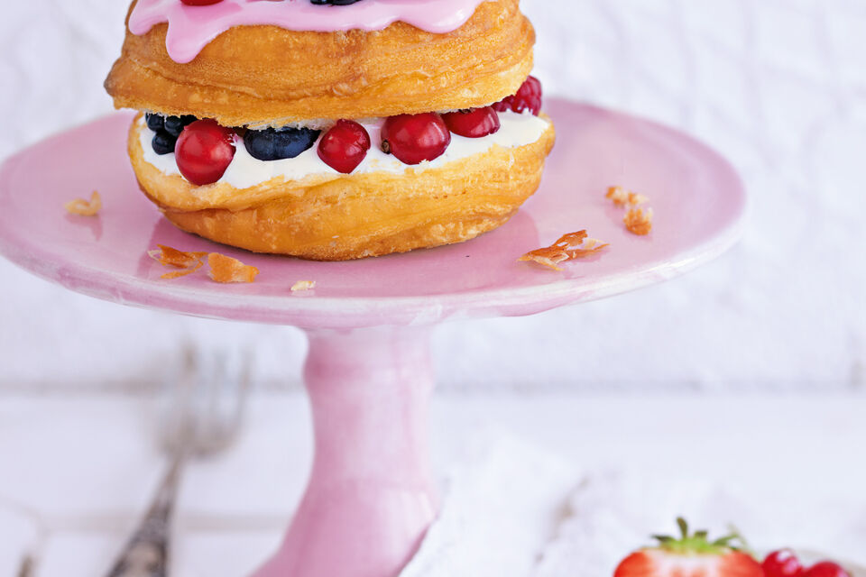 Marshmallow Berry Cronuts